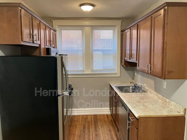 Building Photo - 3310 Wyoming St