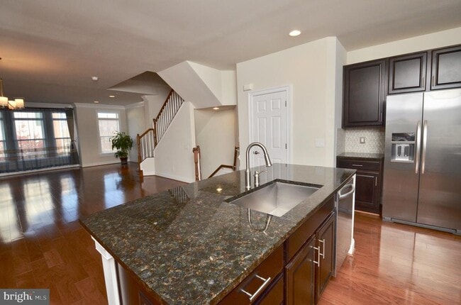 Building Photo - 3053 Waterloo Ln