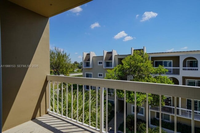Building Photo - 7920 Camino Real