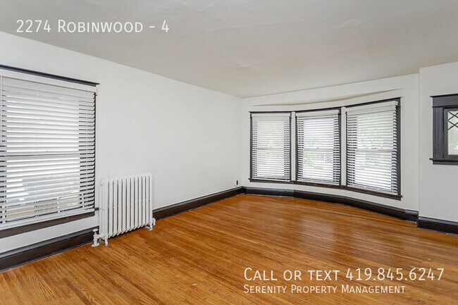 Building Photo - 2274 Robinwood-4