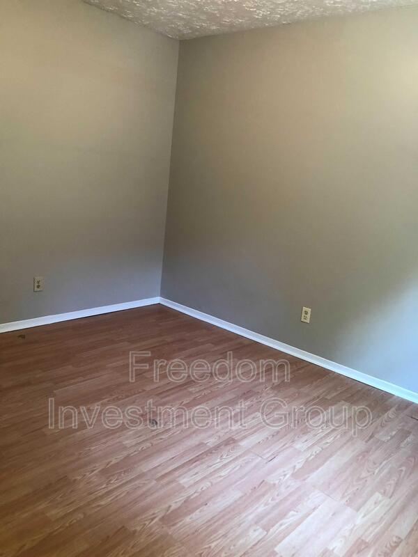 Building Photo - 5213 Pocahontas Dr