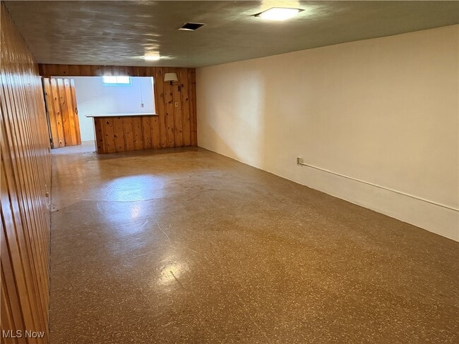 Building Photo - 1334 Aberdeen Ave