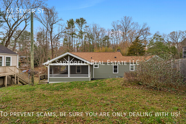 Building Photo - Charming Remodeled Home near UNCA