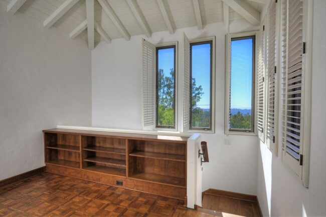 Building Photo - Magical Retreat in Andorra Estates