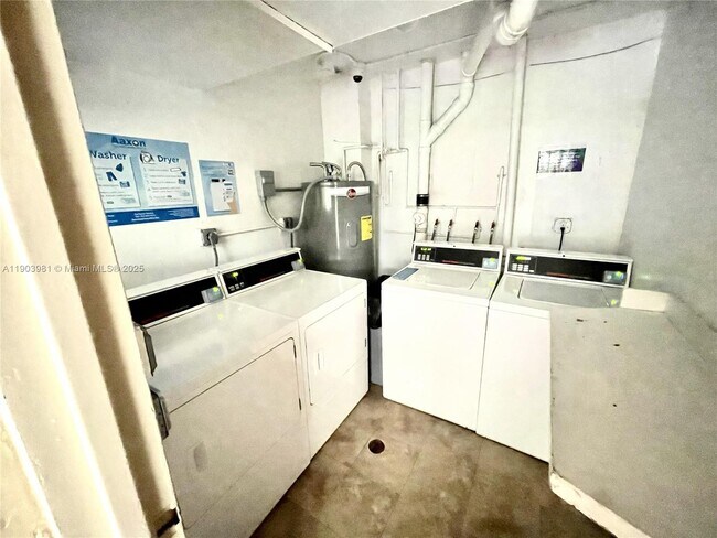 Building Photo - 403 NW 68th Ave