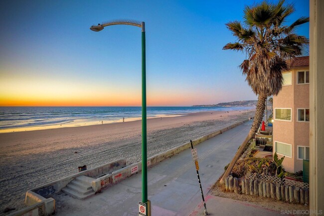 Building Photo - 3285 Ocean Front Walk