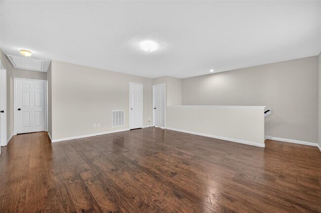 Building Photo - 21515 White Falls Ln