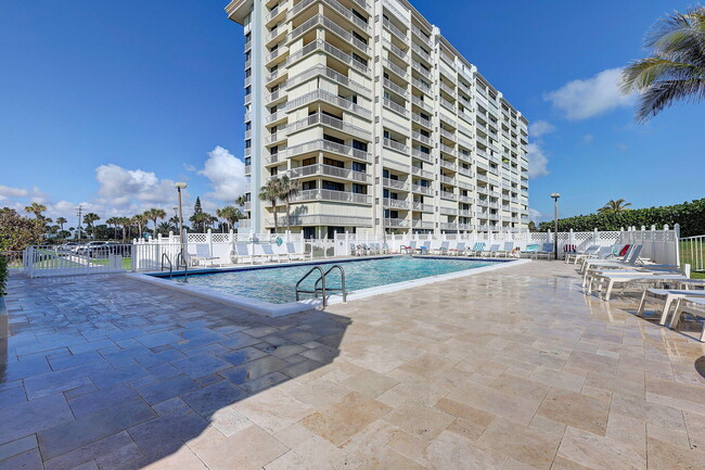 Building Photo - 10680 S Ocean Dr