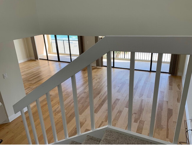 Building Photo - 995 N Highway A1A