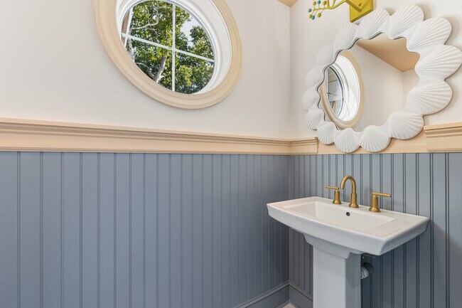 Building Photo - 1874 18th St