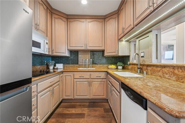 Building Photo - 1707 Pacific Coast Hwy