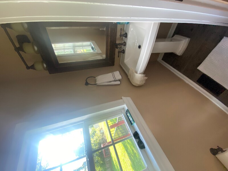 Building Photo - 334 Stoney Creek Dr