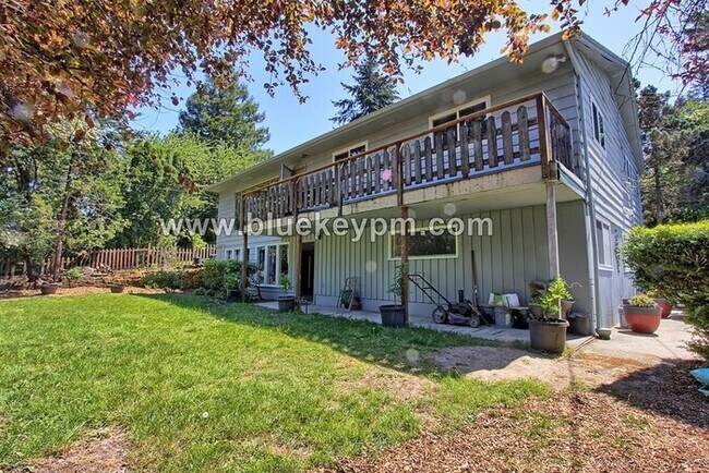 Building Photo - Spacious 3 Bed, 1 Bath Daylight Basement Apartment in Markham