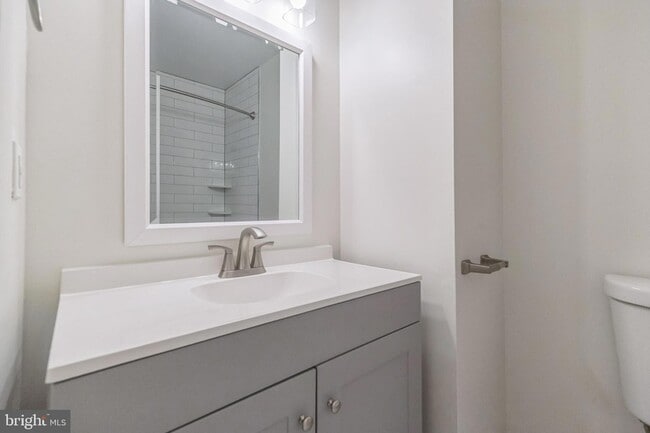 Building Photo - 3883 Zelkova Ct