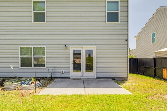 Building Photo - 124 Jennie Dr