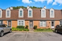 Building Photo - 2421 Julie Ct