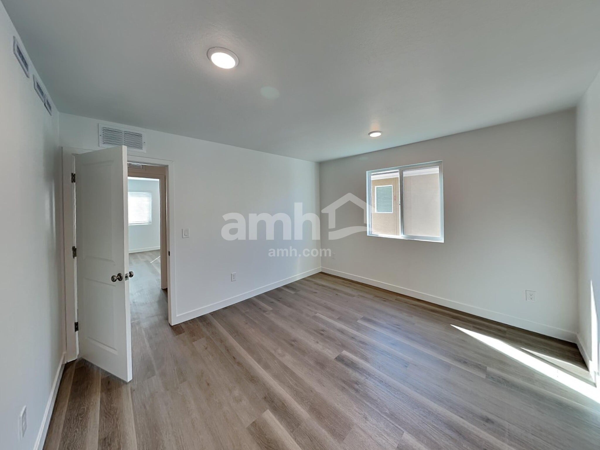 Building Photo - 12634 W Flynn Ln