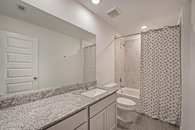 Building Photo - 5806 Aurora Grns Ln