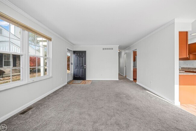 Building Photo - 24692 N Meadow Dr