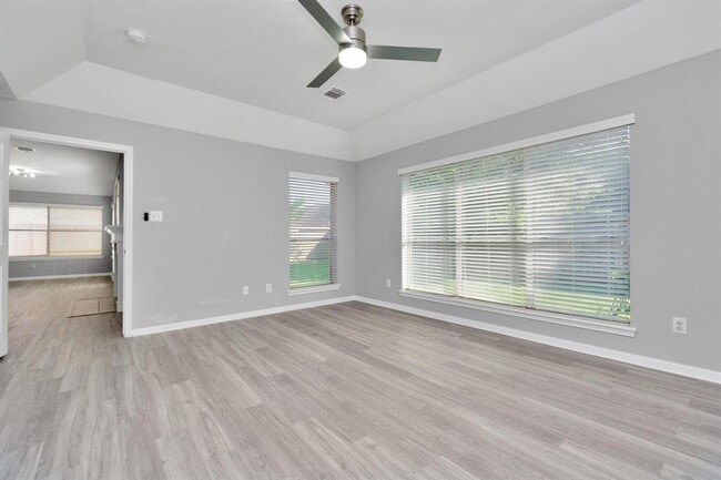 Building Photo - 1210 Foxland Chase St