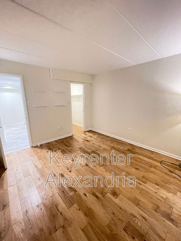 Building Photo - 116 Roberts Ln
