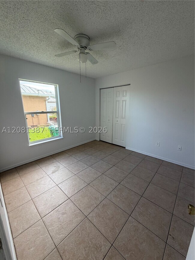 Building Photo - 2985 SW Fluvia St