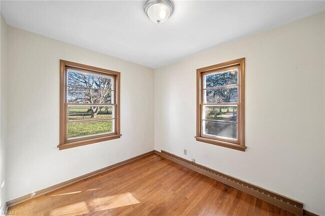 Building Photo - 5702 Perkins Rd