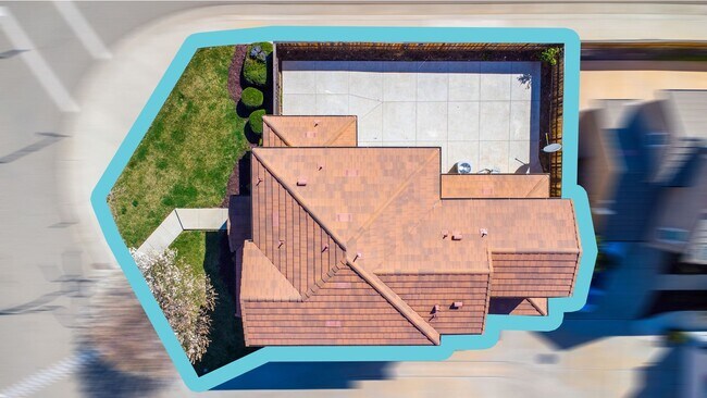 Building Photo - 20833 Grapevine Dr