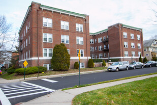 Building Photo - 6 Altamont Ct