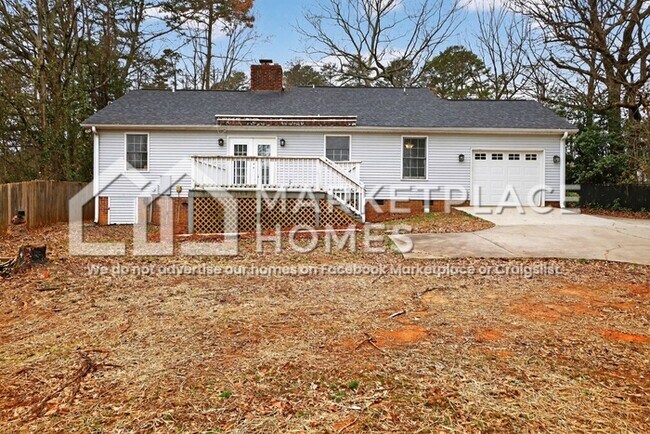 Building Photo - 1119 Roper Mountain Rd