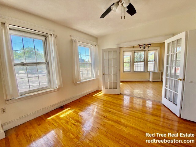 Building Photo - 374 Chestnut Hill Ave