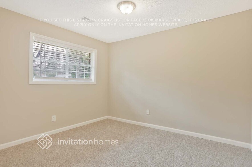 Building Photo - 514 Finch Ct