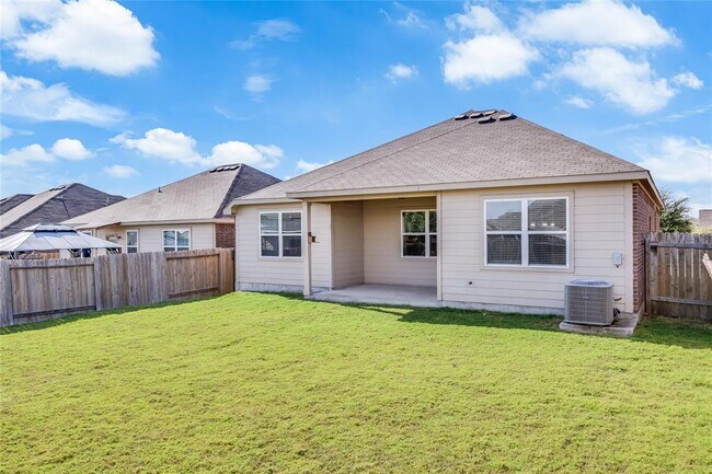 Building Photo - 19600 Woodrow Wilson St