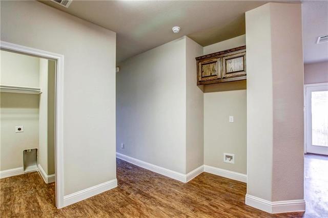 Building Photo - 425 Canvas Ct