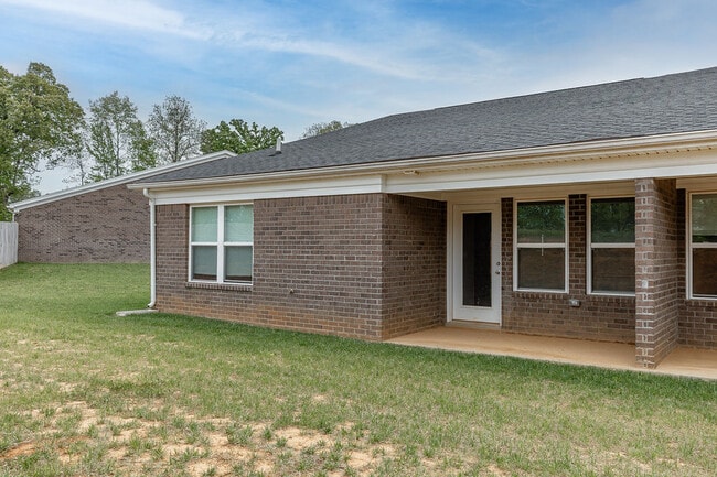 Building Photo - 307 Breckinridge Cir