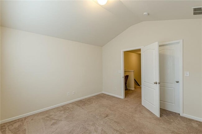 Building Photo - 188 Granite Way