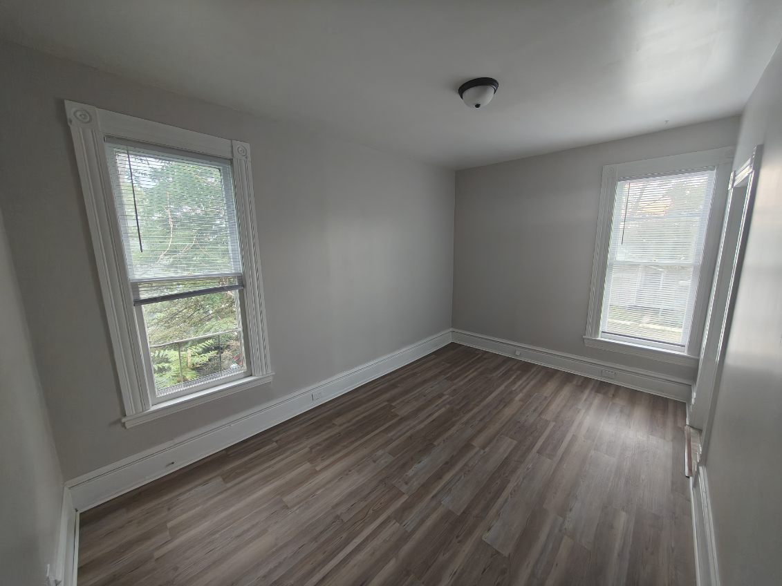 Building Photo - 1184 Sanford St