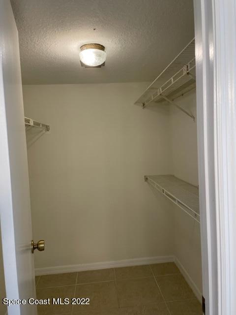 Building Photo - 3220 River Villa Way