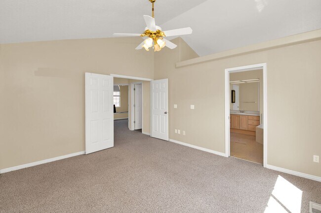 Building Photo - 2070 N 650 W