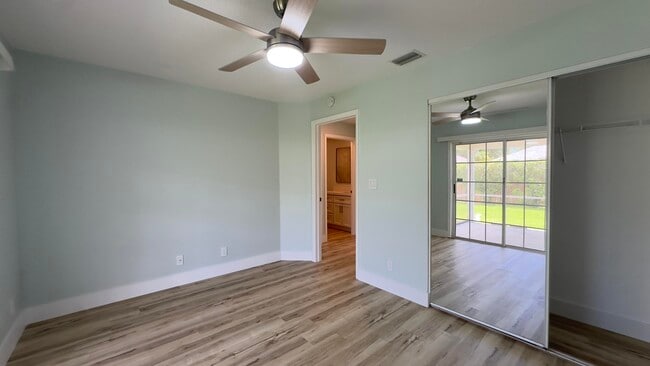Building Photo - 13285 Opal Ln