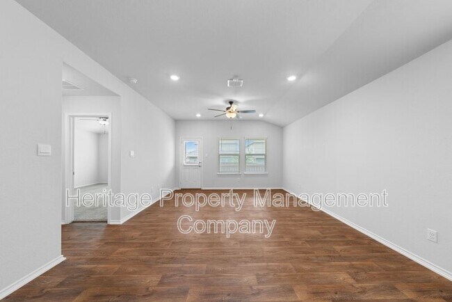 Building Photo - 4522 Meerkat Dr
