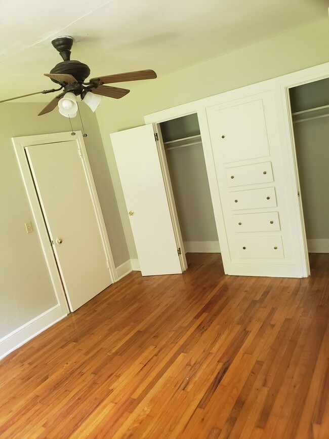 Building Photo - 1210 2nd Ave