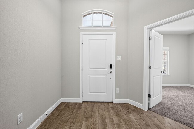 Building Photo - 841 Blackhorse Trl
