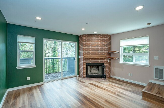 Building Photo - Wonderful 2-bedroom Townhome Style in Bothell, WA!