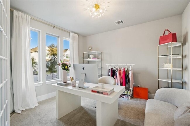 Building Photo - 2610 Sunset Vista Cir