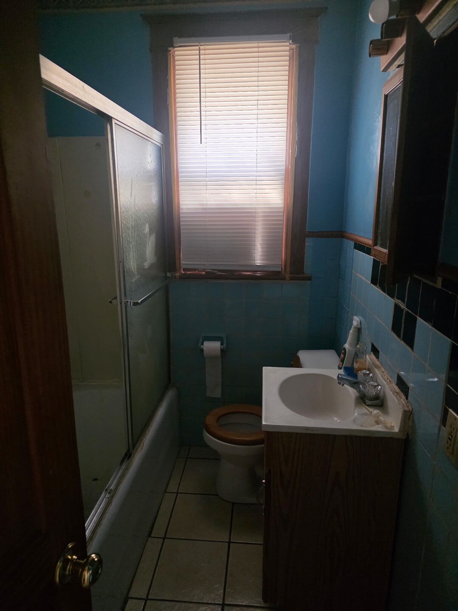 Building Photo - 4784 Highland Ave