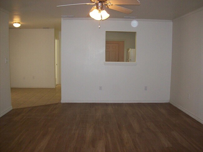 Building Photo - 803 N Bangor Ave