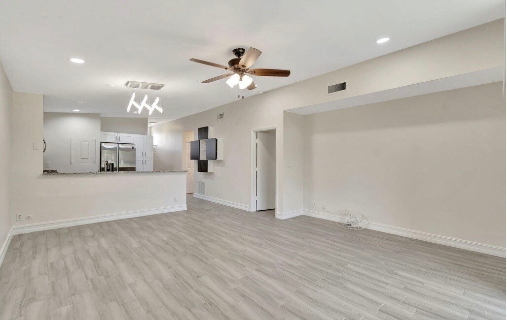 Building Photo - 11555 Orange Blossom Ln