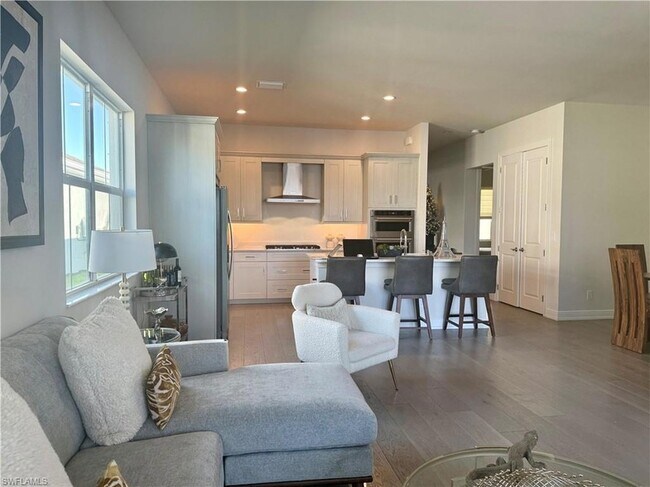 Building Photo - 9179 Cayman Dr