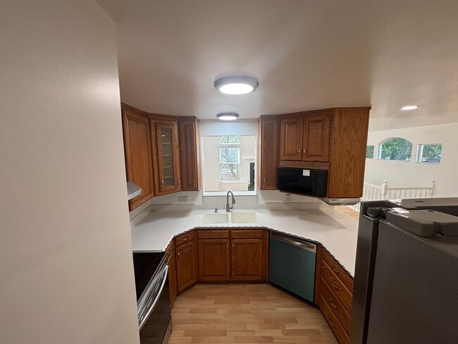 Building Photo - 7734 S 1100 E